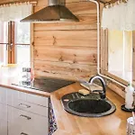 Dom wakacyjny Three-bedroom In Milakowo