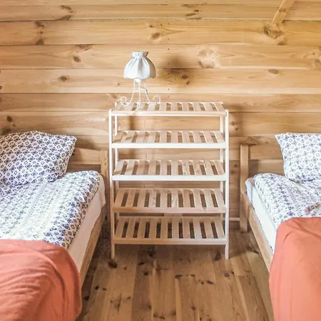 Beautiful Home In Milakowo With Wifi *