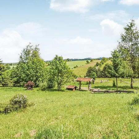 度假居 Three-bedroom In Milakowo