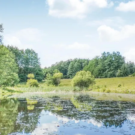 度假居 Three-bedroom In Milakowo