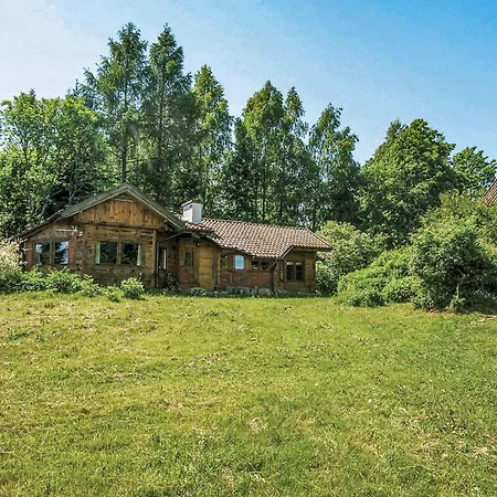 Beautiful Home In Milakowo With Wifi *